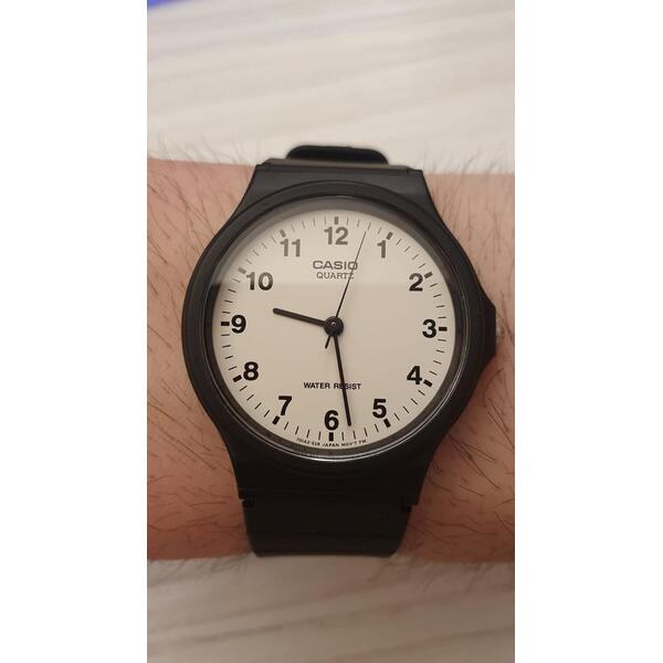 just-a-simple-photo-of-my-watch